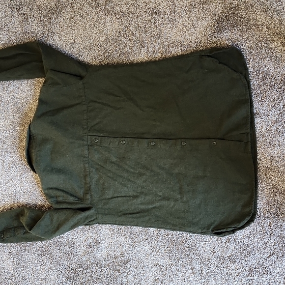 Madewell- ex boyfriend button back shirt - Picture 5 of 5